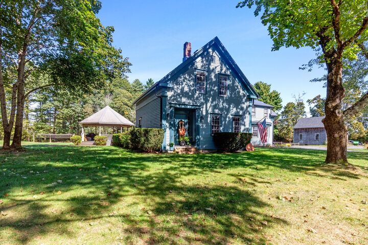 Property Photo:  18 Lakeview St  MA 02330 