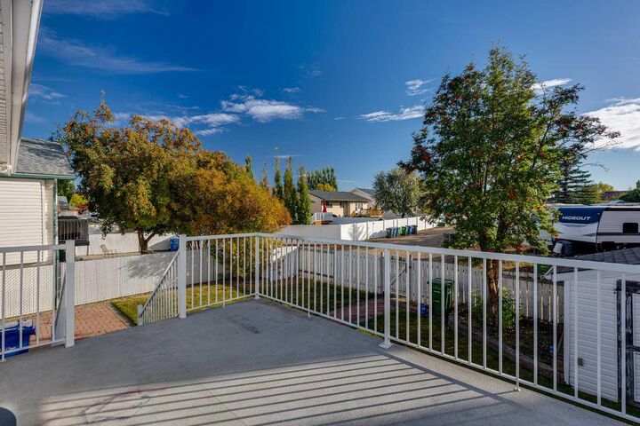 Property Photo: 13 Dumas Crescent AB T4R 2S1