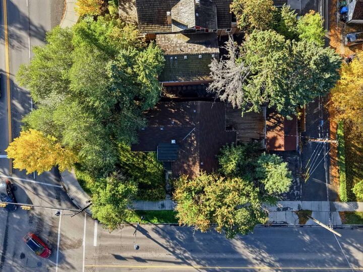 Property Photo:  601 30 Avenue SW  AB T2S 0P5 
