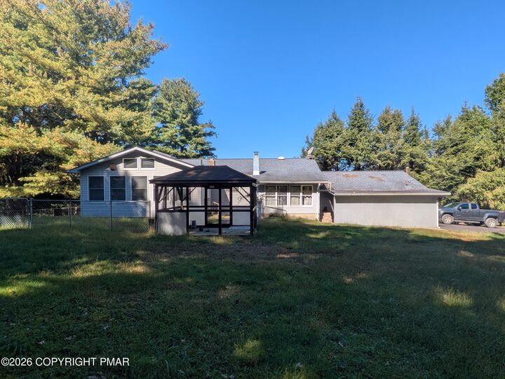 Property Photo:  132 Leather Lane  PA 18353 
