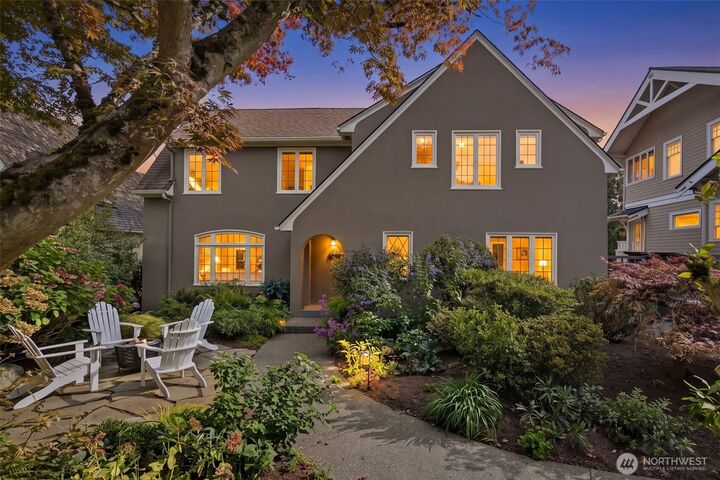 Property Photo: 2324 34th Avenue S WA 98144