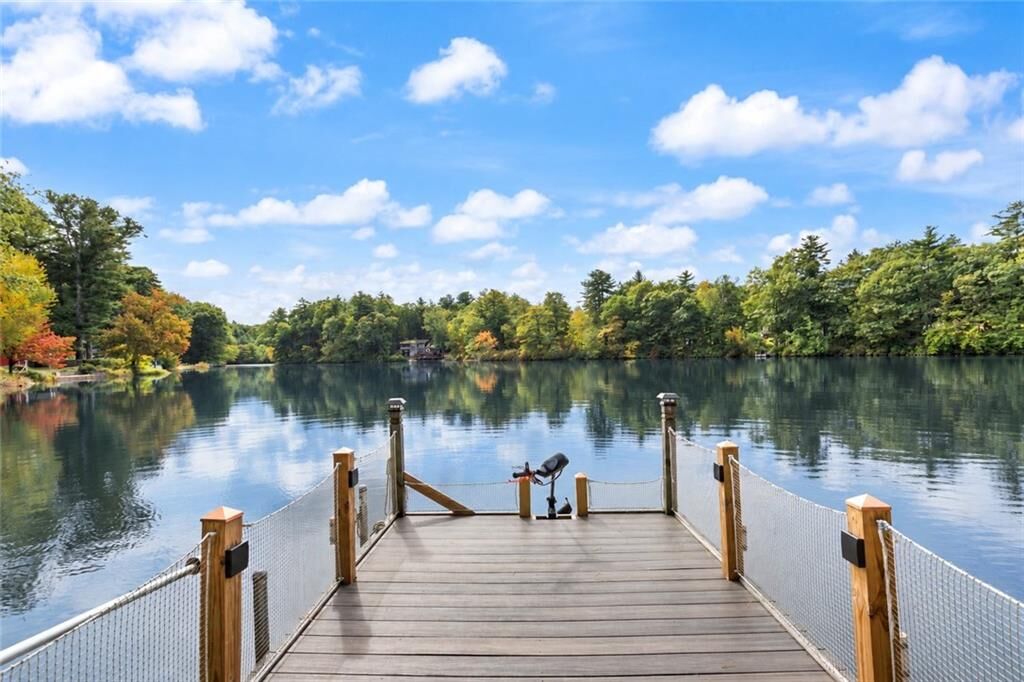 Property Photo:  8 Fountain Spring Lane  RI 02919 