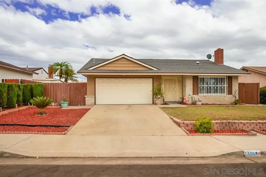 Property Photo:  1395 Laurel Ave  CA 91911 