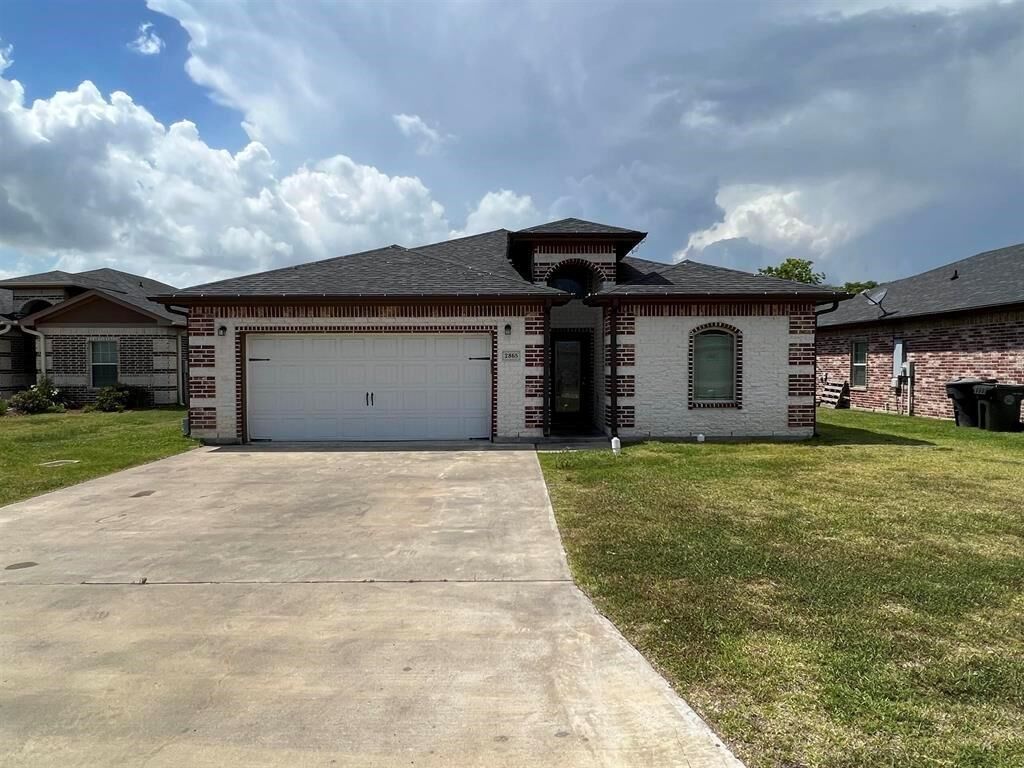 Property Photo:  2625 Amber Ave.  TX 77619 