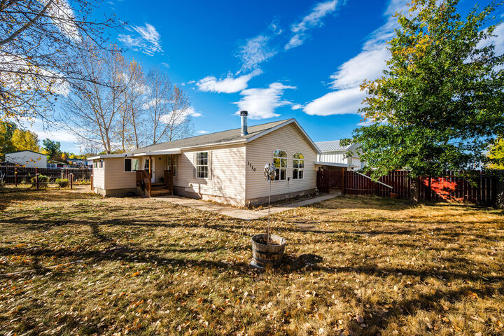 Property Photo:  1710 Holmes Avenue  WY 82801 