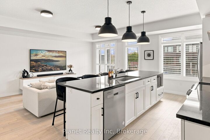 Property Photo:  79 Thatcher Drive  ON N1L 0R9 