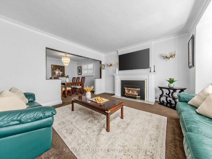 Property Photo:  224 O' Connor Drive  ON M4J 2T4 