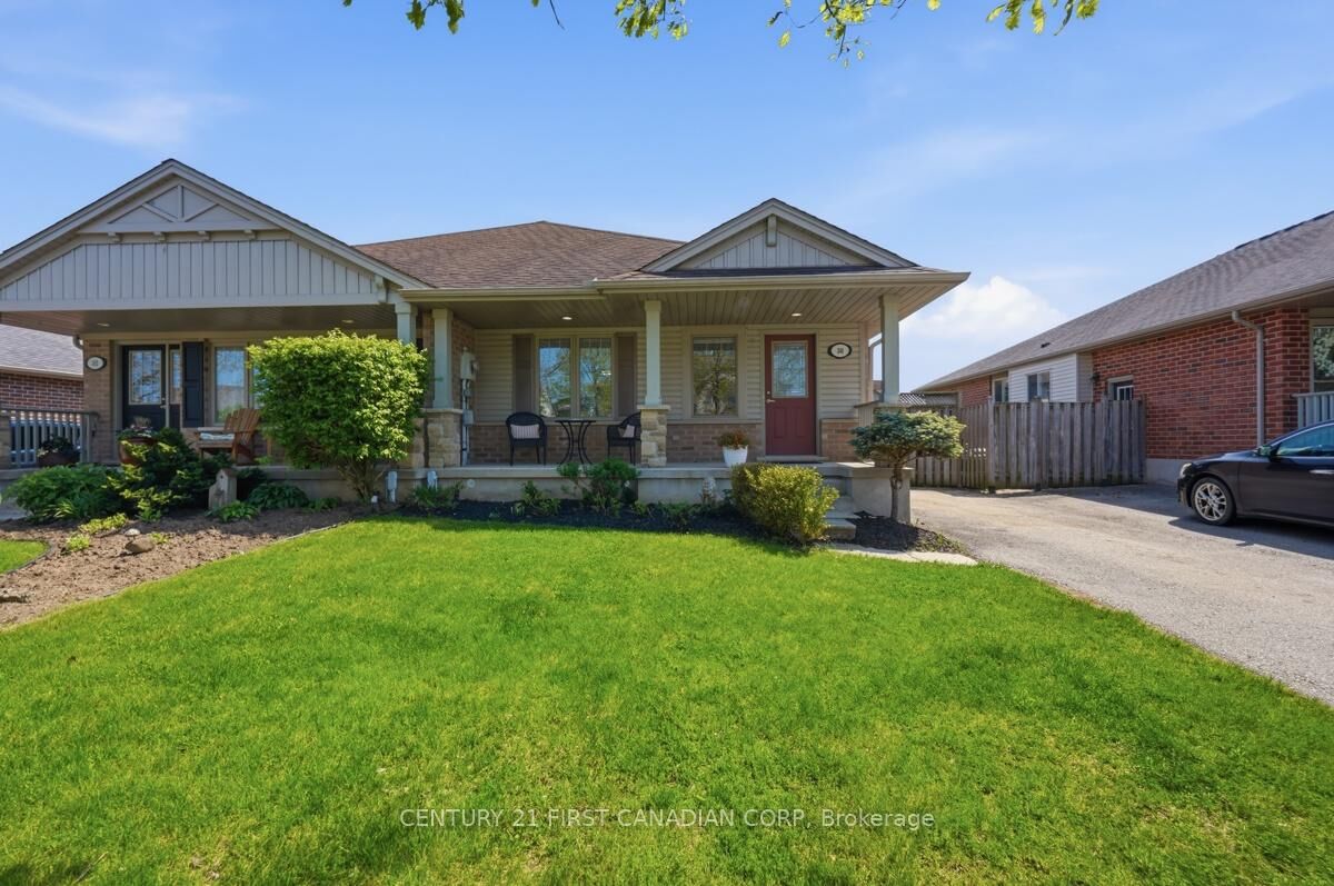 Property Photo: 30 Pear Tree Avenue ON N5R 0B5