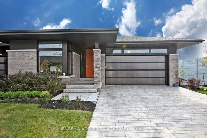 Property Photo:  7276 Optimist Lane 12  ON L2E 0B3 
