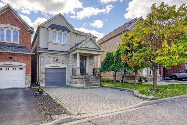 Property Photo:  15 Fraserwood Road  ON L4J 9C5 