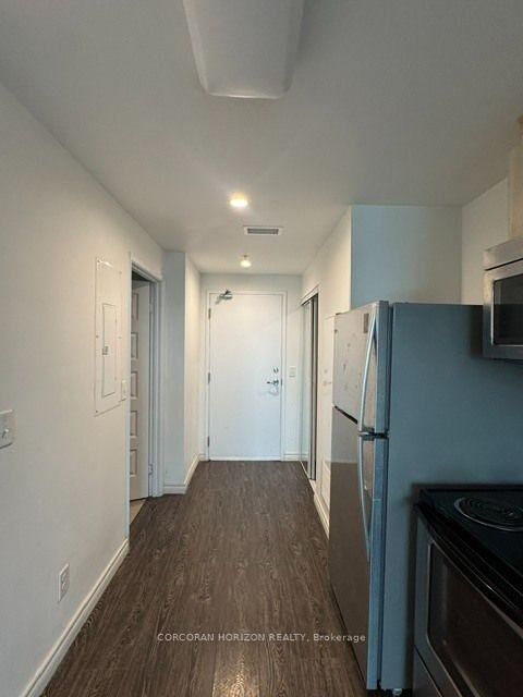 Property Photo:  158 King Street N 1502  ON N2J 0E5 