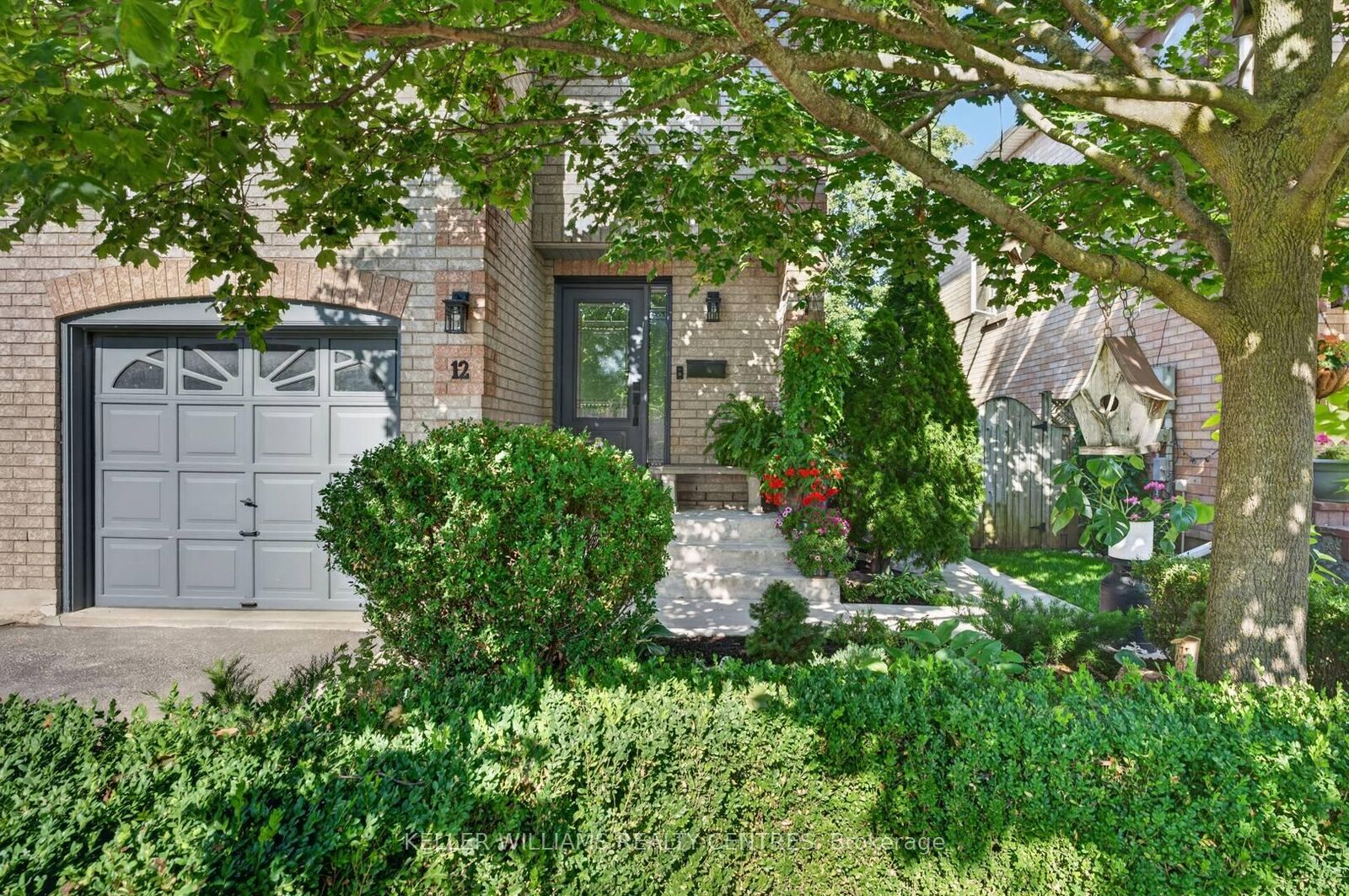 Property Photo:  12 Lancaster Court  ON L4P 4A1 