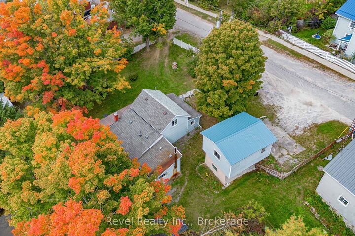 Property Photo:  14 Richmond Street E  ON K0M 2B0 