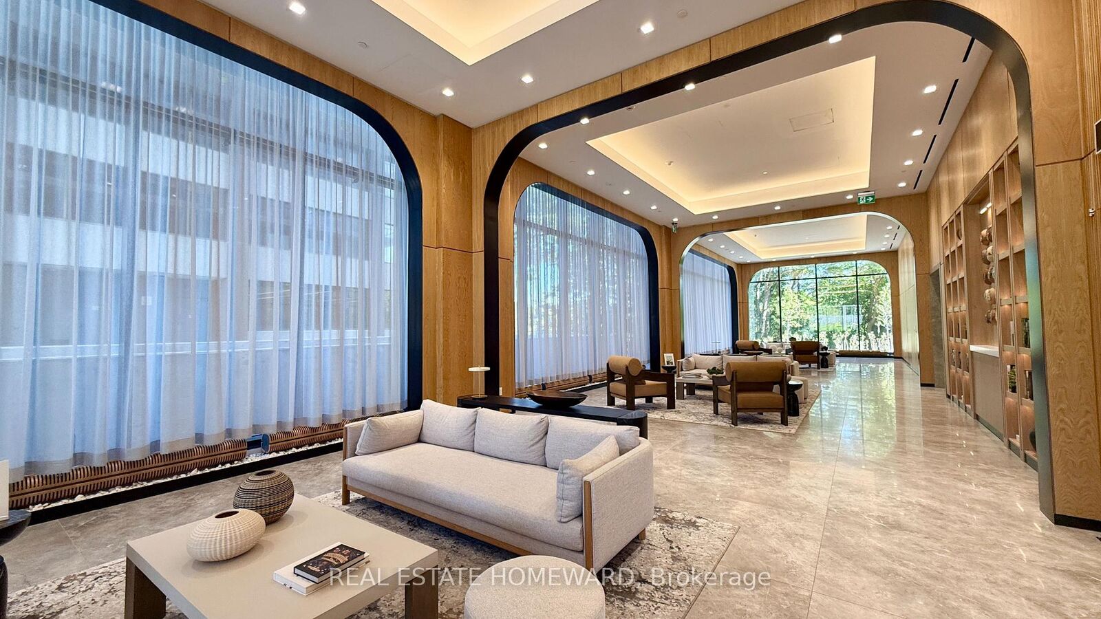 Property Photo:  29 Green Trail Court 2509  ON M2K 0J9 