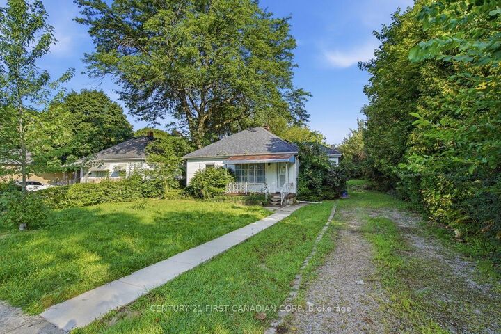 Property Photo:  117 Empress Avenue  ON N6H 1N1 