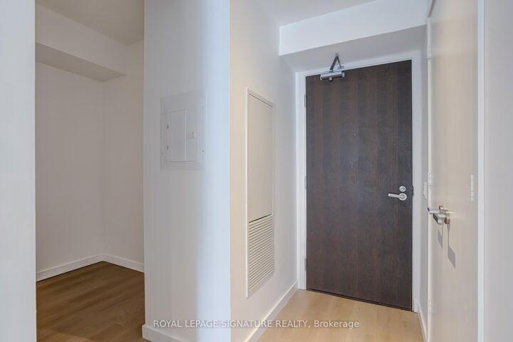 Property Photo:  12 Bonnycastle Street 224  ON M5A 0C8 