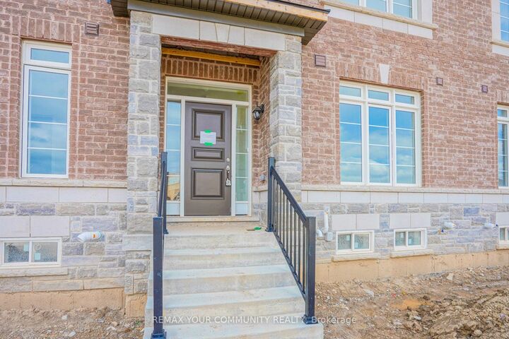 Property Photo:  13 Gilford Street  ON L6Y 0G7 