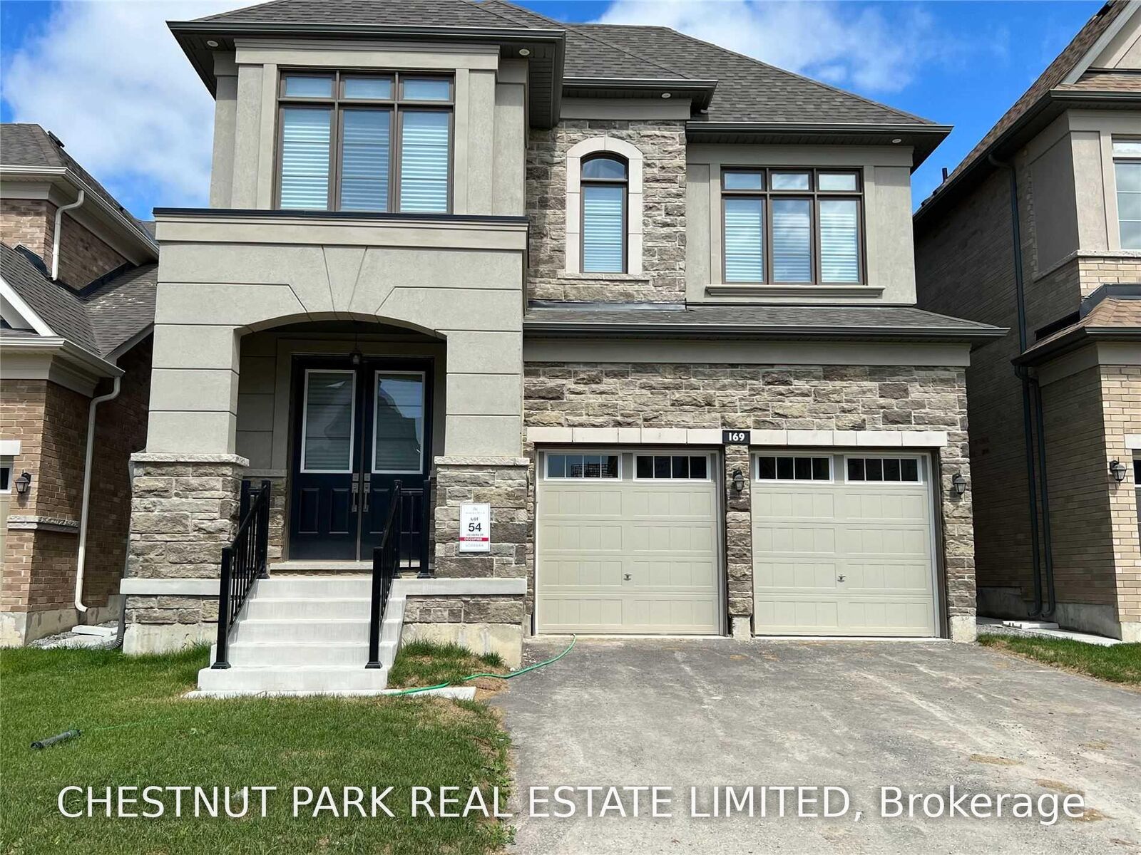 Property Photo:  169 Sikura Circle  ON L4G 3Z1 