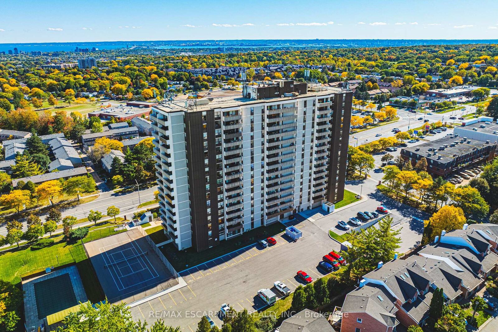 Property Photo:  2055 Upper Middle Road 1105  ON L7P 3P4 