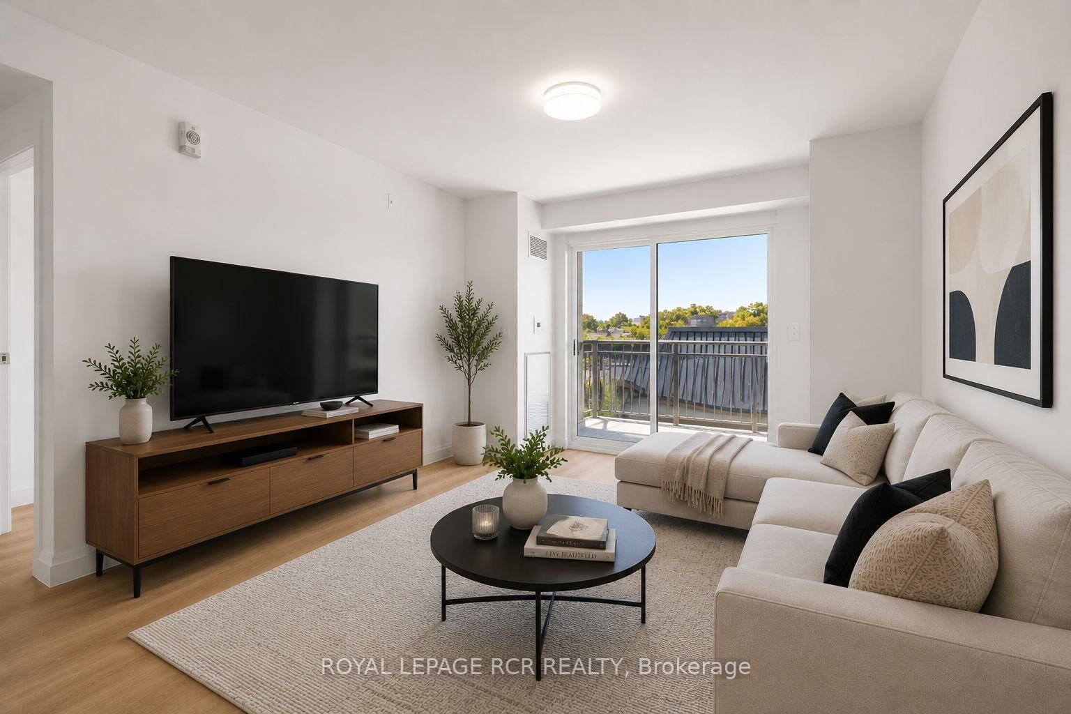 Property Photo: 58 Lakeside Terrace 808 ON L4M 0L5