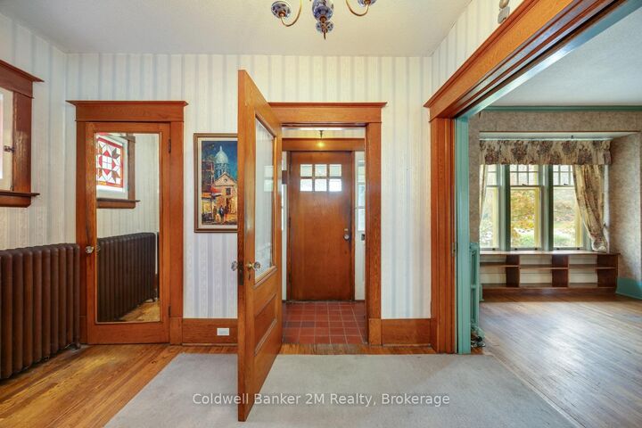 Property Photo: 408 Simcoe Street N ON L1G 4T6