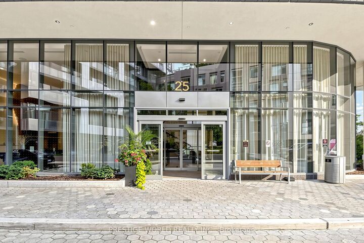 Property Photo:  25 Adra Grado Way 1701  ON M2J 0H6 