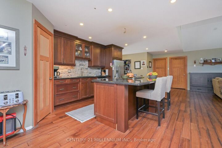 Property Photo:  833542 4th Line Ehs Line  ON L9W 5Z4 