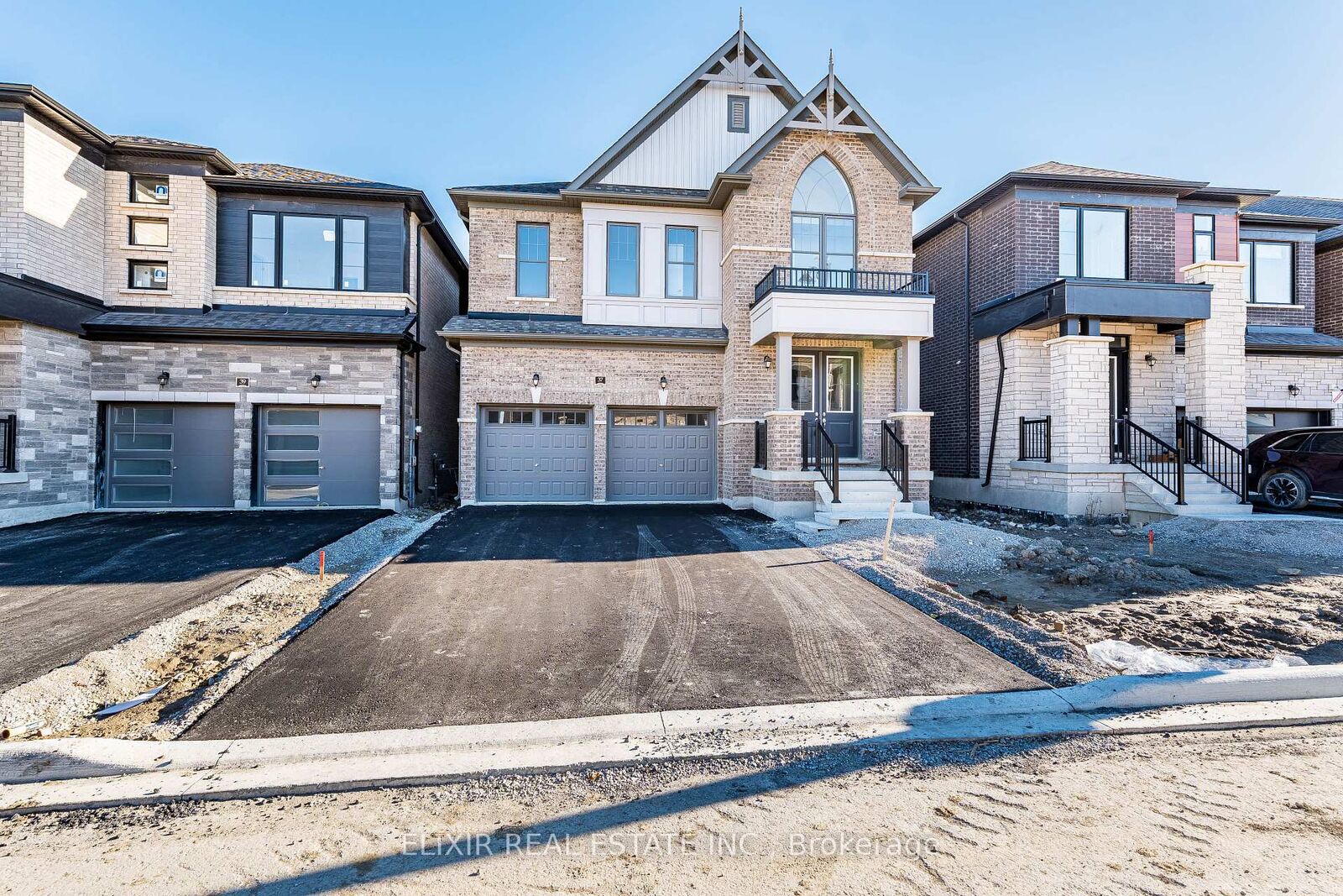Property Photo:  37 Speers Avenue  ON L7C 1Z9 