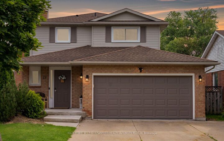 Property Photo:  13 Capri Street  ON L2V 4W7 