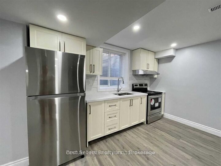 Property Photo:  32 Stephanie Avenue Bsmt  ON L6Y 0R8 
