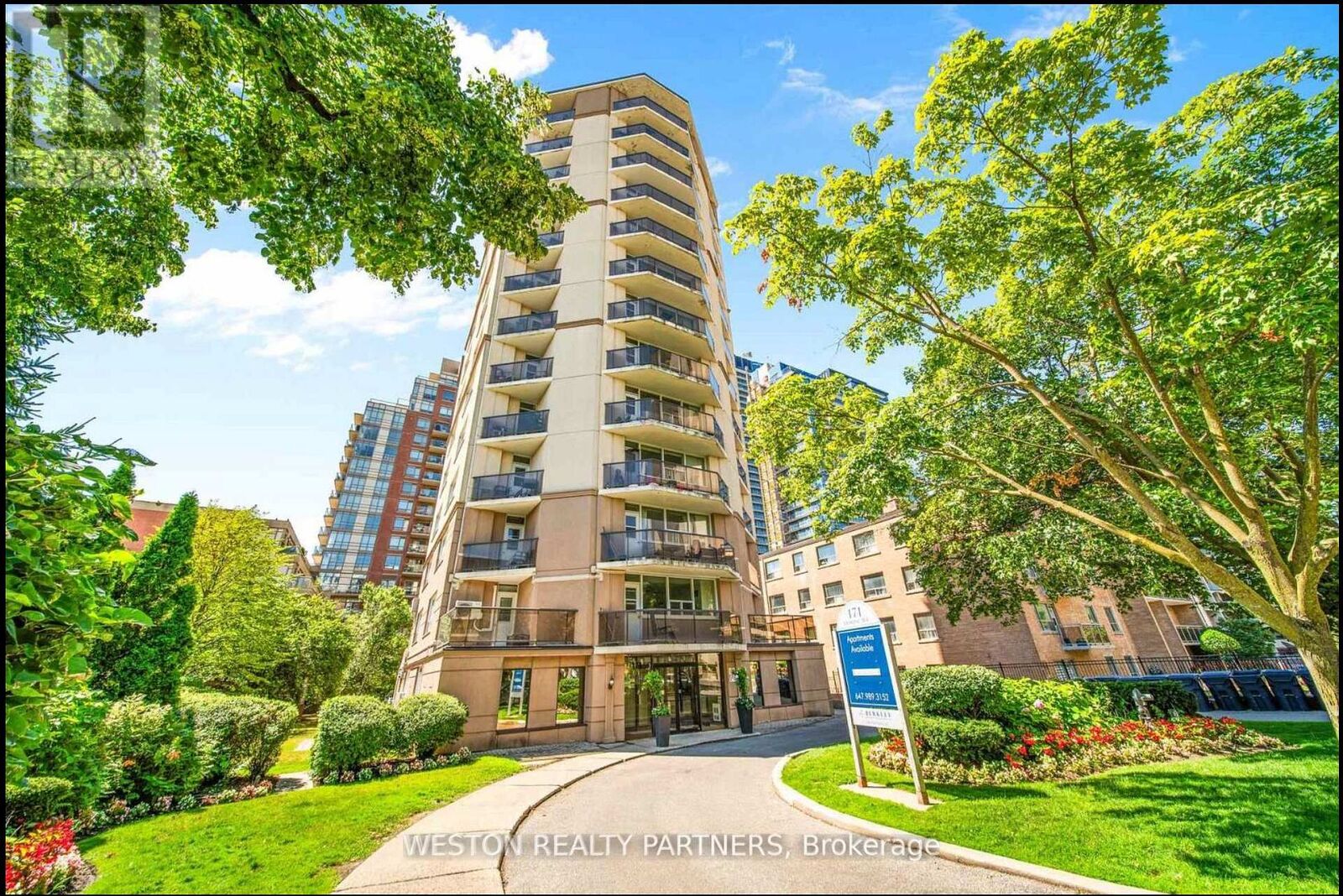 Property Photo:  171 Erskine Avenue 202  ON M4P 2L6 