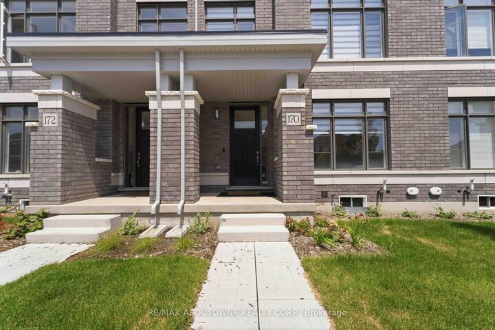 Property Photo:  170 Spitfire Drive  ON L0R 1W0 