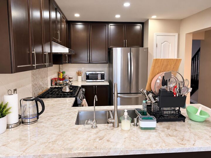 Property Photo: 19 Signature Lane ON L7A 0T2