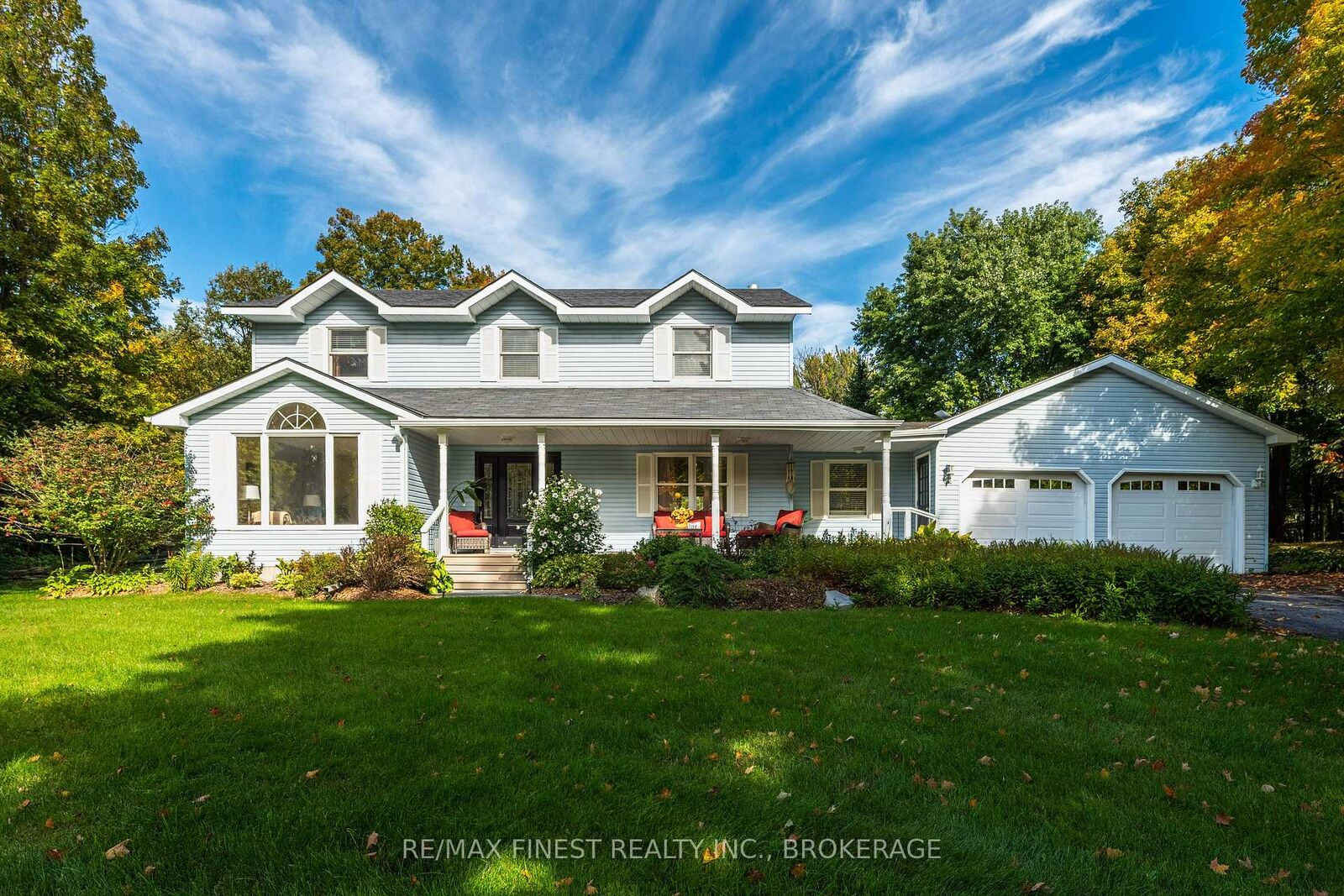 Property Photo:  2032 Valleyview Drive  ON K0H 2W0 