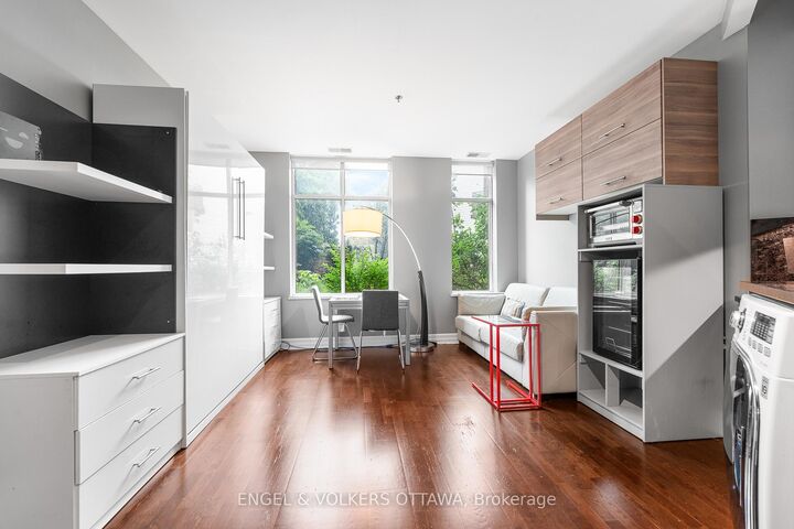 Property Photo:  320 McLeod Street 102  ON K2P 1A3 