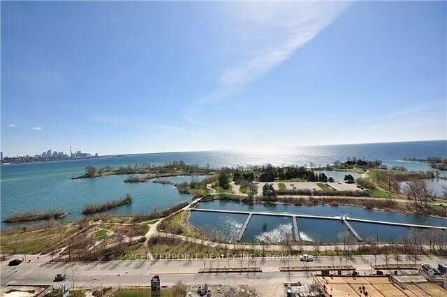 Property Photo:  33 Shore Breeze Drive 810  ON M8V 0G1 