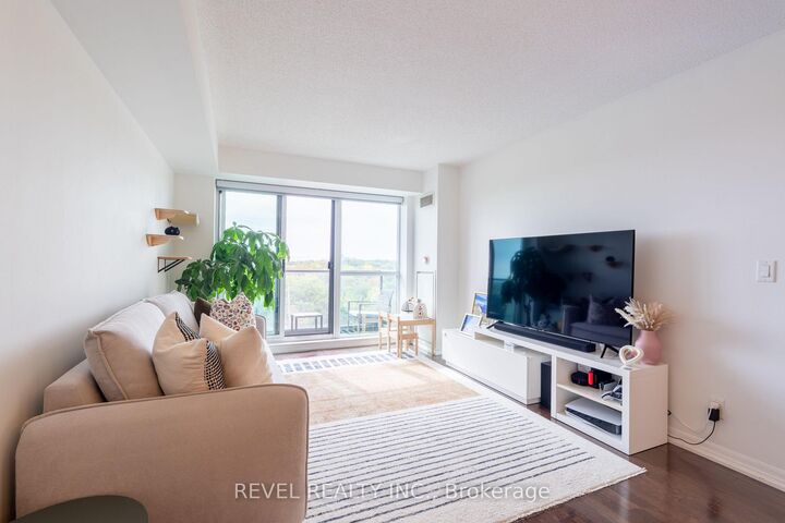Property Photo:  1403 Royal York Road 603  ON M9P 0A1 