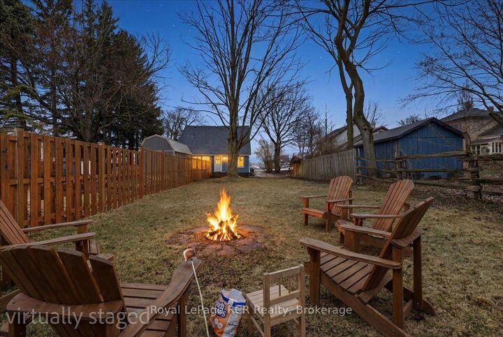 Property Photo:  234 Elma Street E  ON N4W 2H9 