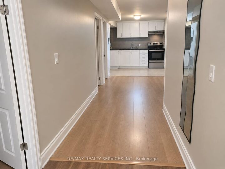 Property Photo:  50 Banting Crescent  ON L6Y 2K9 