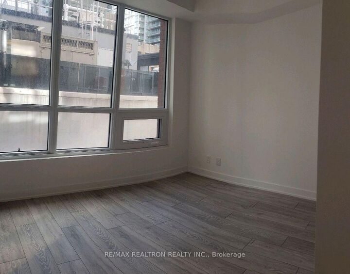 Property Photo:  108 Peter Street 815  ON M5V 2G7 