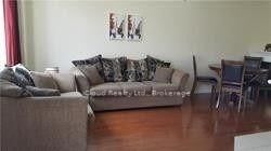 Property Photo: 539 Coach Drive ON L5R 0C4