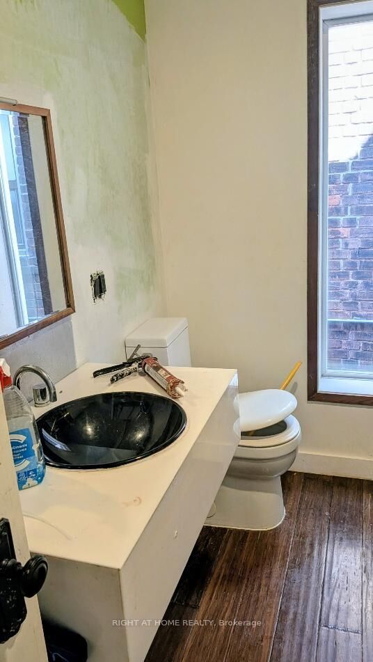 Property Photo:  160 Rosemount Avenue  ON M6H 2M9 