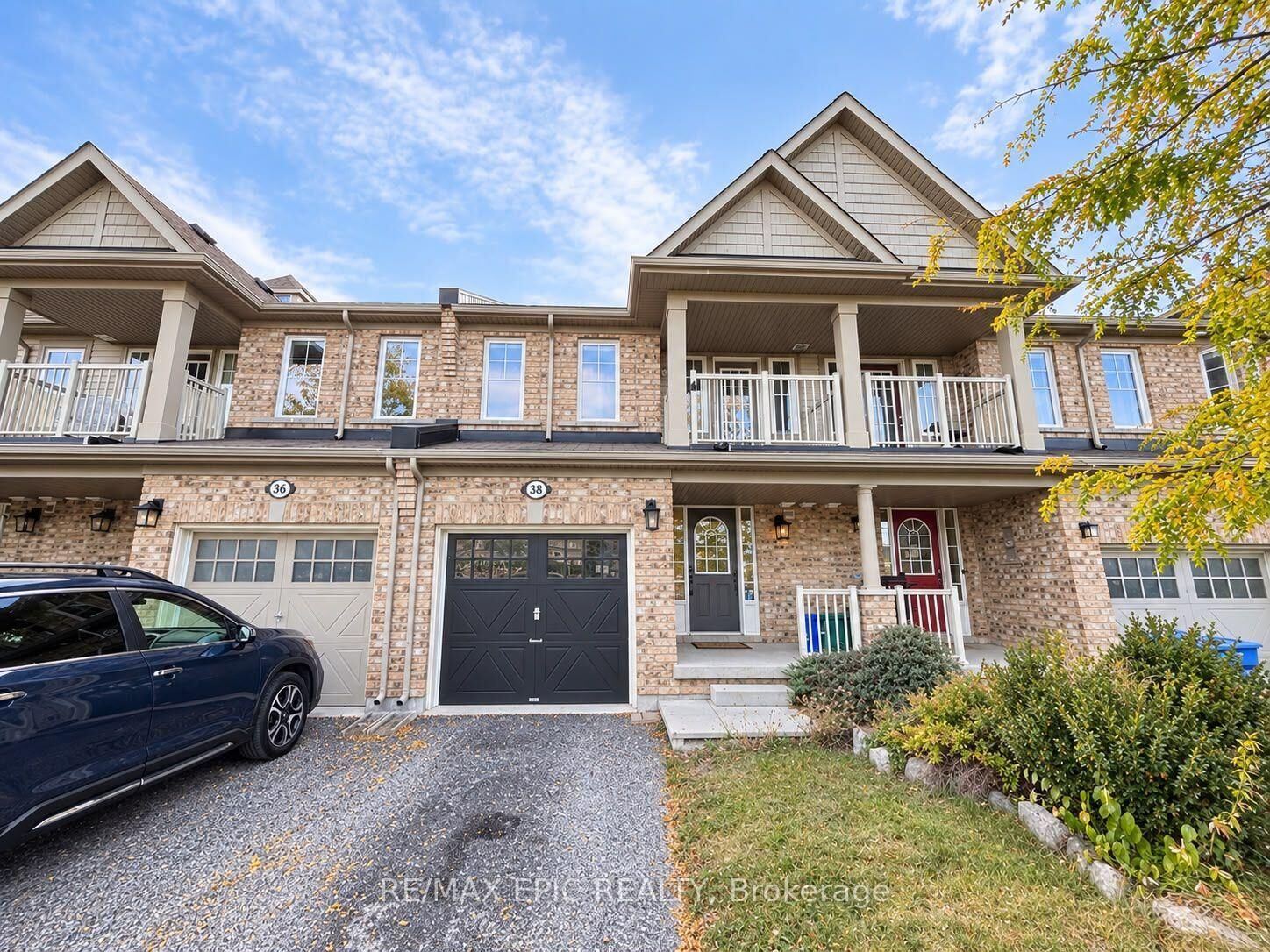 Property Photo:  38 Wyndham Circle  ON L0E 1R0 