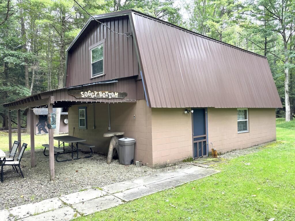 Property Photo:  60 Top Hill Lane  PA 16217 