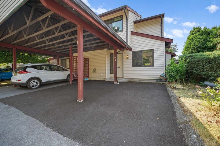 Property Photo: 13880 74 Avenue 75 BC V3W 7E6
