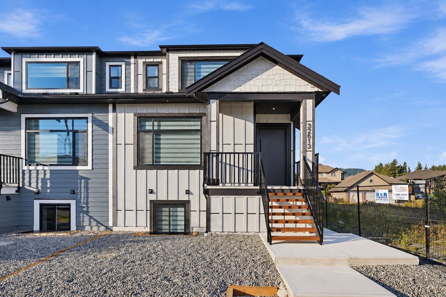Property Photo:  32613 Cherry Avenue  BC V2V 2T8 