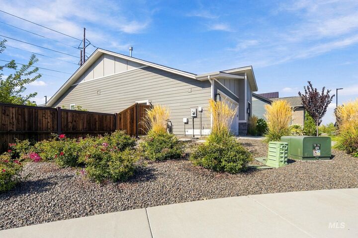 Property Photo: 11931 S Glory Ln ID 83634