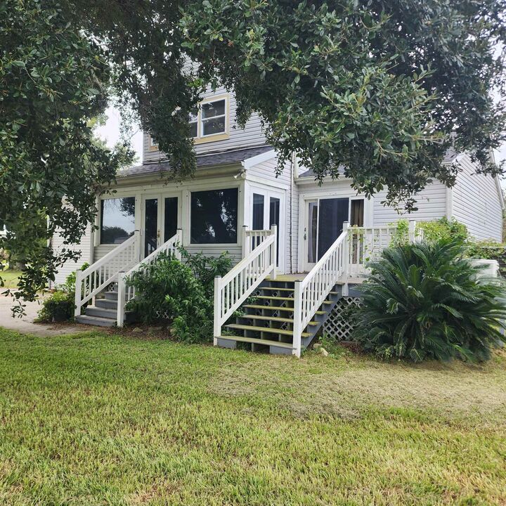 Property Photo:  444 Chester Lee Street  LA 70373 
