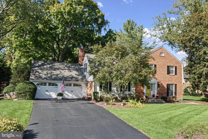 Property Photo:  9813 Brookford Road  MD 20854 
