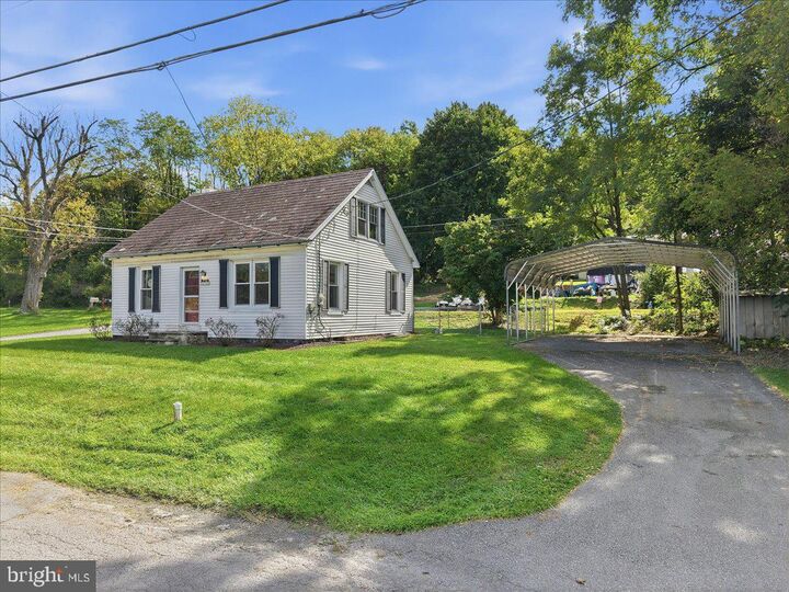 Property Photo:  3744 Redbud Drive  PA 18067 